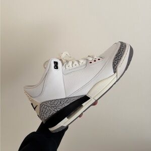 Men’s Jordan Retro White Cement 3s